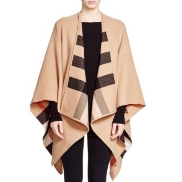 Burberry Women’s Charlotte Reversible Solid Check Wool Cape Camel 4029406 - Picture 9 of 10